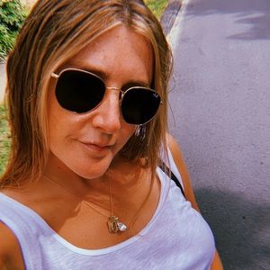 Meet your Posher, Barbara